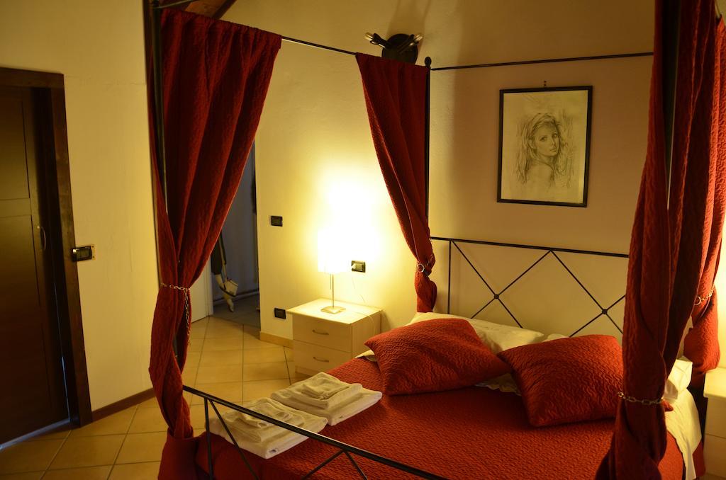Villa Sassi Ac อาเลสซานเดรีย ห้อง รูปภาพ