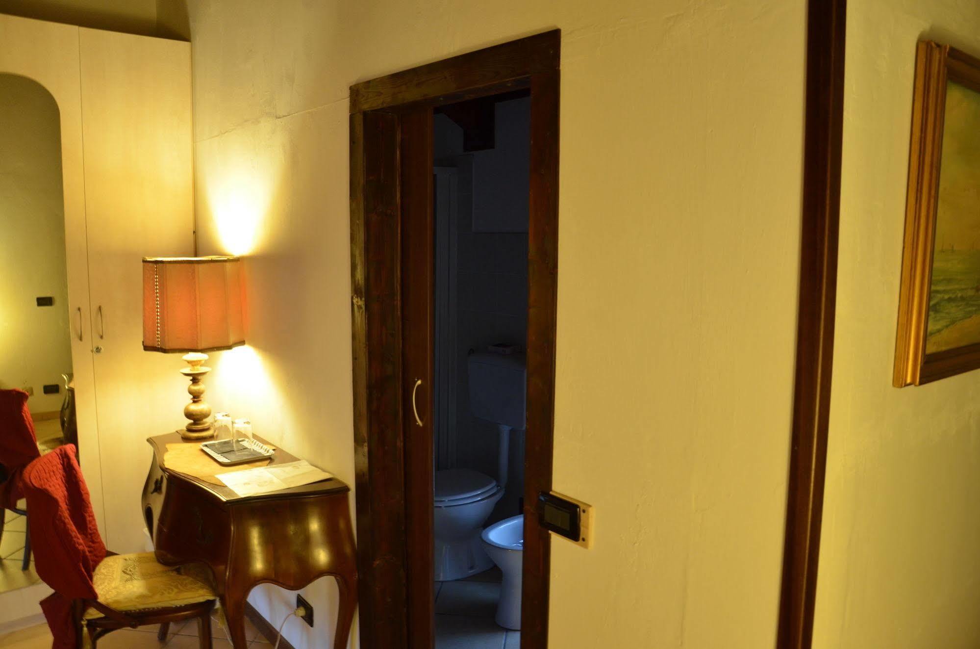 Villa Sassi Ac อาเลสซานเดรีย ภายนอก รูปภาพ