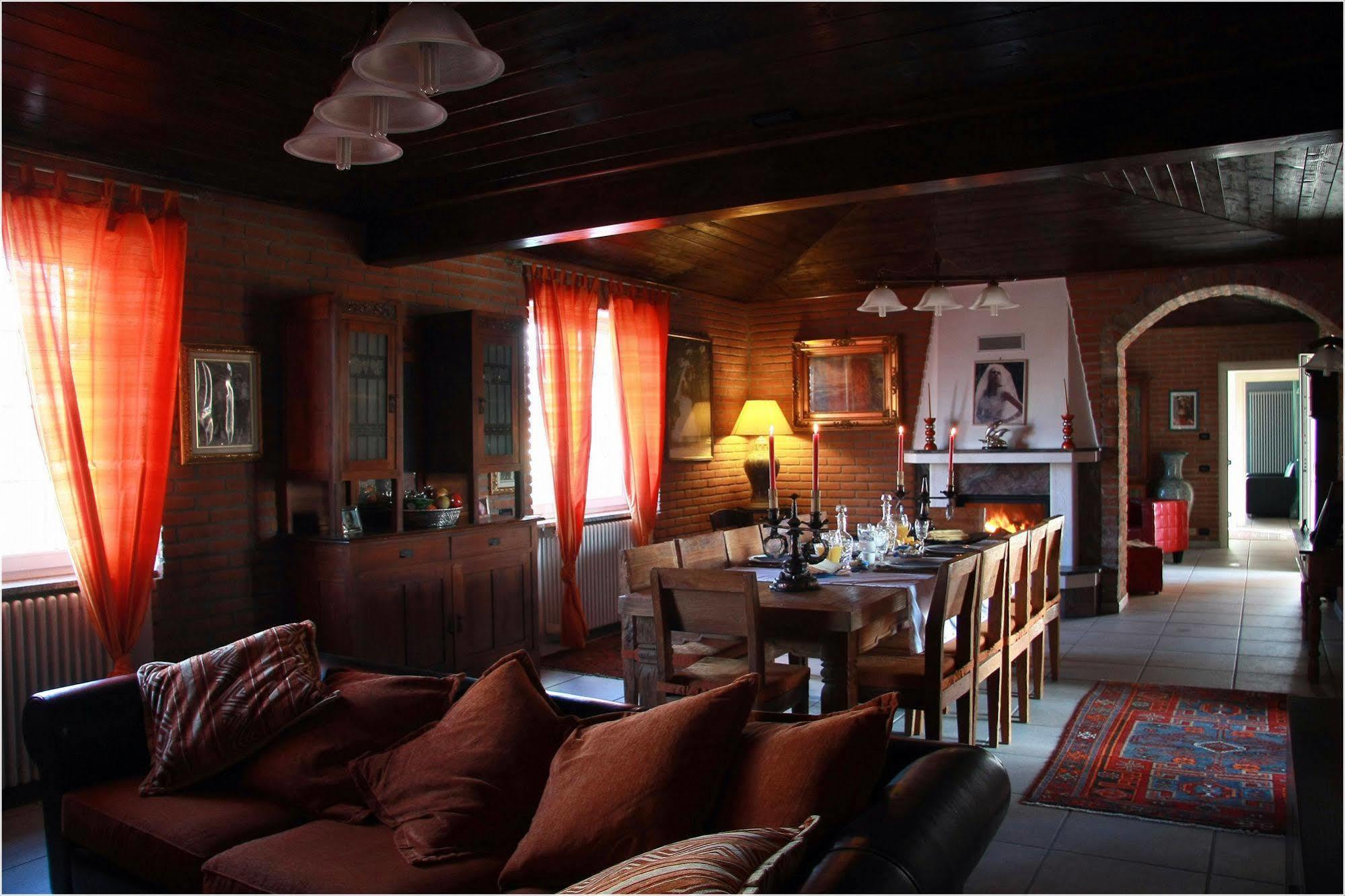 Villa Sassi Ac อาเลสซานเดรีย ภายนอก รูปภาพ